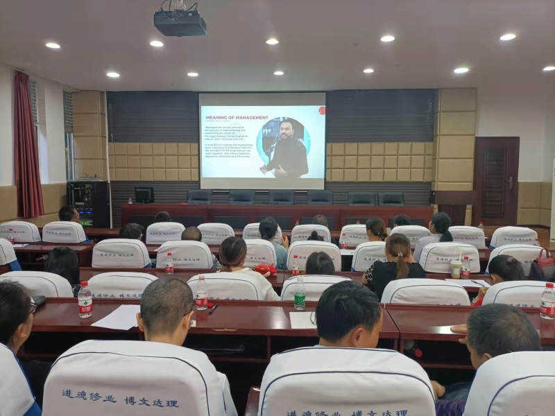 马来西亚讲座照片.jpg