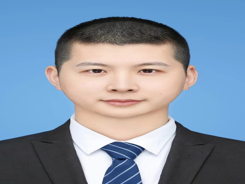 王辉.png